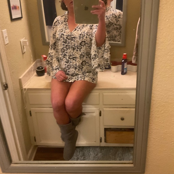 NEW LISTING ‼️FREE PEOPLE Tunic - Picture 15 of 16